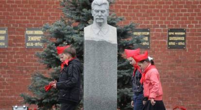 На Западе выяснили, «как Сталин стал Сталиным»