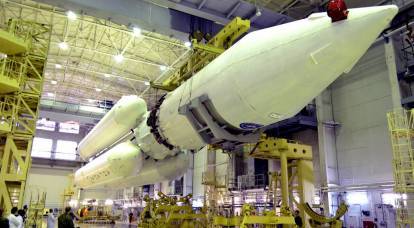 Proiectul „Sphere”: greul „Angara-5” va lansa 600 de sateliți