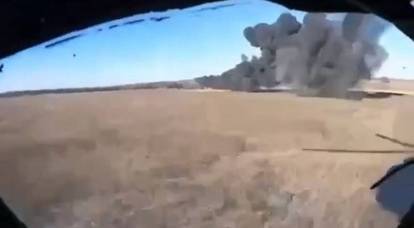 Un elicottero Mi-8 delle forze armate ucraine è stato abbattuto vicino a Donetsk in diretta televisiva