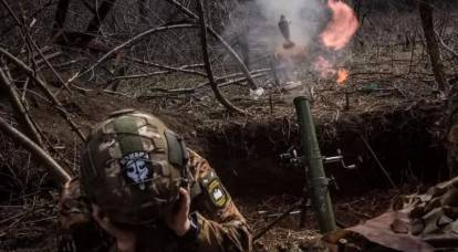 Esperto: il comando delle forze armate ucraine non dispone del numero di truppe necessario per attaccare nel 2024