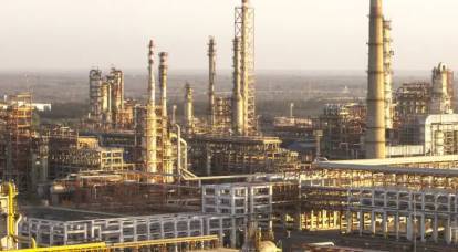 Reuters: Hindistan, Rusya Federasyonu ile rafinerilerine petrol tedarikine ilişkin sözleşmeyi uzatmadı