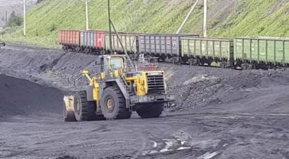 Empresas russas não querem interromper o fornecimento de carvão para a Ucrânia