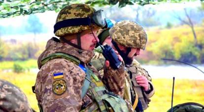 ウクライナの軍隊の兵士は、ストレッチマークと地雷によって大規模に弱体化されています