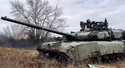 "Quince centímetros": qué tipo de tanques con un cañón de 152 mm están probando las tropas rusas en Ucrania