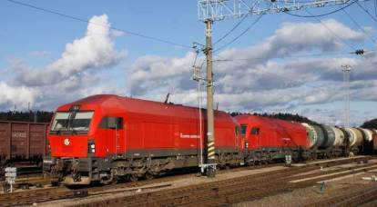 Direttore della compagnia statale Lithuanian Railways: Stiamo riprendendo il transito di merci russe sanzionate a Kaliningrad