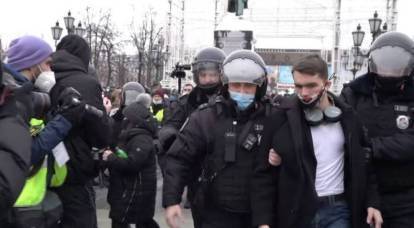 波罗的海国家敦促欧盟对俄罗斯警察对示威者采取的行动实施制裁