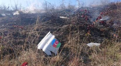 Армяне показали сбитый над Карабахом турецкий «Байрактар»