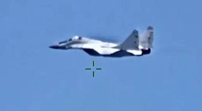 Im Anschluss an das Foto veröffentlichten die USA ein Video, in dem die MiG-29 angeblich nach Libyen transferiert wurde