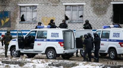 В России подросток открыл стрельбу по школе из ружья
