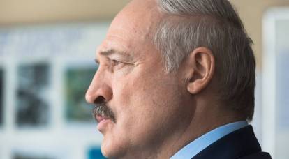 Лукашенко уволил губернатора за «Освенцим» в коровнике