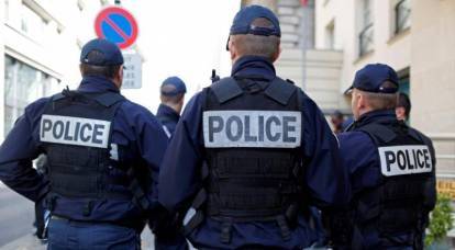 La Francia ha deciso di "corrompere" la polizia, temendo proteste di massa