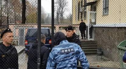 Los marineros ucranianos comenzaron a ser arrestados en Crimea