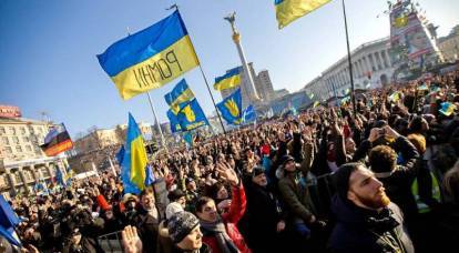 La consolidación de la sociedad ucraniana ante un peligro común es un mito y un disparate