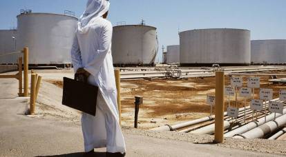 Die Ölförderung in Saudi-Arabien brach nach einem Drohnenangriff auf die Raffinerie in zwei Hälften zusammen