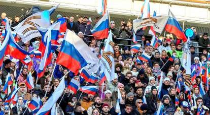 NWO 기간 동안 러시아의 애국적인 대중은 어떻게 변했습니까?