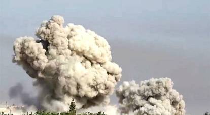 Russische Luft- und Raumfahrtstreitkräfte bombardierten 300 Meter vom türkischen Konvoi in Syrien