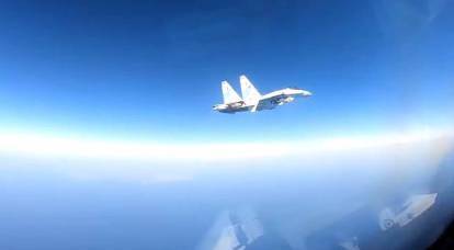 ABD ordusu, Poseidon yakınlarında bir Su-35 yüksek hızlı manevrasının videosunu yayınladı.