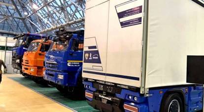 KAMAZ for the first time showed a prototype cabless truck