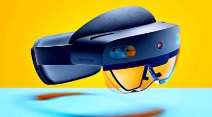 Microsoft презентовала революционные очки смешанной реальности