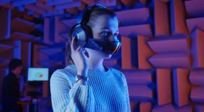 Dyson Zone - headphones that protect against noise and smog at the same time