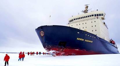 L'Arctique est à nous! La Russie a défendu la route maritime du Nord