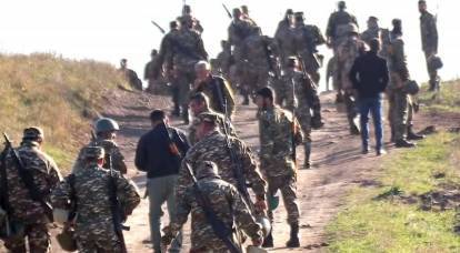 Les forces du NKR commencent à encercler l'armée azerbaïdjanaise près de Chouchi