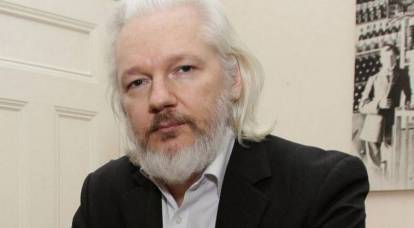 US brought new charges against Assange