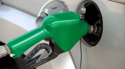 سه عامل: چرا بنزین در روسیه گران است؟