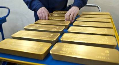 Россия копит золото, готовясь к большим проблемам