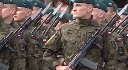 Lengyelország hadsereget épít fel a jövőbeli konfliktusokra