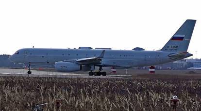 פורבס: מטוס מיוחד Tu-214P של כוחות התעופה והחלל הרוסיים מילא תפקיד חשוב במהלך טיסת B-52 ליד קרים
