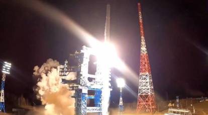 На Западе гадают о целях запуска российского военного спутника EMKA-3