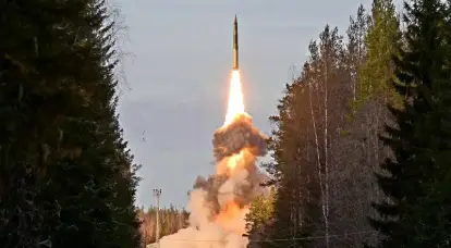 Die RS-26 Rubezh wird Russlands Antwort auf den Einsatz von Kurz- und Mittelstreckenraketen durch die USA sein
