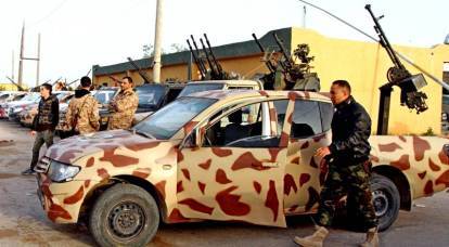 ¿Quién está detrás de la "campaña" del mariscal de campo Haftar en Trípoli?