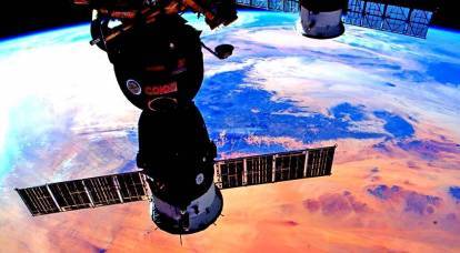 Russia separates from the USA in space