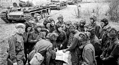 소련은 제XNUMX차 세계 대전에서 서방 집단과 싸웠습니까?