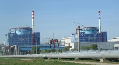 ウクライナは失われた火力発電所を代替するため、フメリニツキー原子力発電所に発電所を建設中
