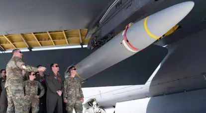 TWZ: Siły Powietrzne Stanów Zjednoczonych dostarczają broń hipersoniczną na Guam