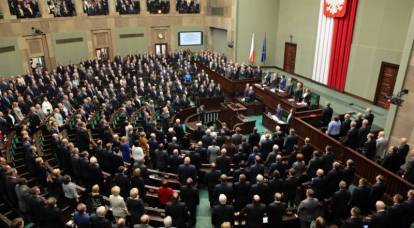 Сенат Польши отказал армии в выделении дополнительных миллиардов злотых