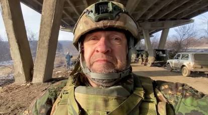 Askeri komiser, Kırım köprüsündeki patlamanın bir "üçüncü şahıs" tarafından düzenlenmiş olabileceğini öne sürdü.