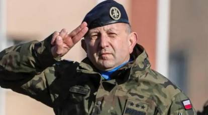 Работал с Украиной: в Польше генерала армии подозревают в государственной измене