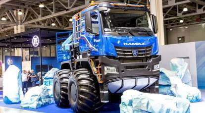 KAMAZは北極用の最新トラクターを発表しました