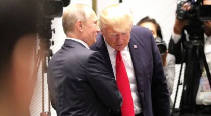 데일리 메일 : 스팀 룸에서 만난 두 남자를 연상시키는 푸틴 대통령과 트럼프 연설