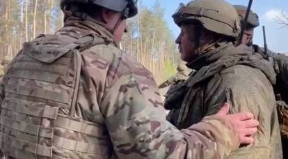 Um lutador que participa do NVO não concordou com a opinião de Kadyrov sobre o general Lapin