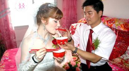 중국의 "신무기": 러시아 소녀들이 중국인과 결혼