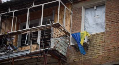 Не только российские ЗВР: Киев просит чужие деньги на восстановление страны