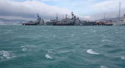 Naval News: база ВМФ в Новороссийске опустела впервые за долгие месяцы