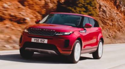 Hood is not a hindrance: Range Rover got an unusual camera