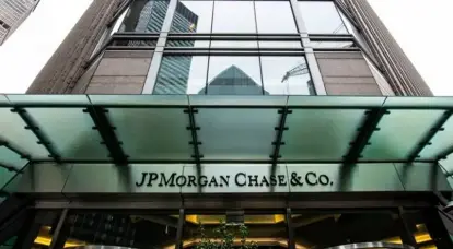 Un tribunal rus a dispus confiscarea a aproape jumătate de miliard de dolari de la JPMorgan