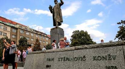 Памятник маршалу Коневу сносят не чешские русофобы, а российская пропаганда